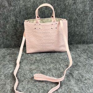 Sarah Stewart Chic Pink Crocodile-Embossed Crossbody Bag Leather Medium